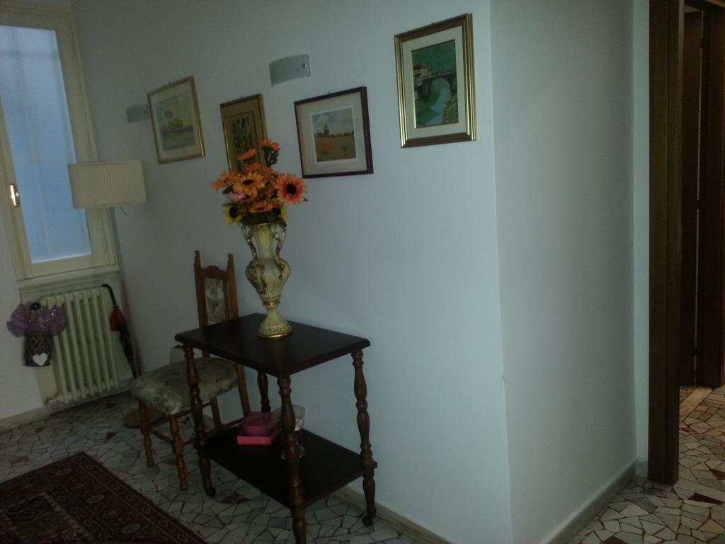 Amico Del Sole Bed & Breakfast Рим Екстериор снимка